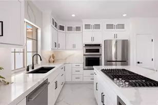 16 Talmont, Newport Coast, CA 92657 - Photo 4