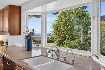 2715 Island View Drive, Corona del Mar, CA 92625 - Photo 22