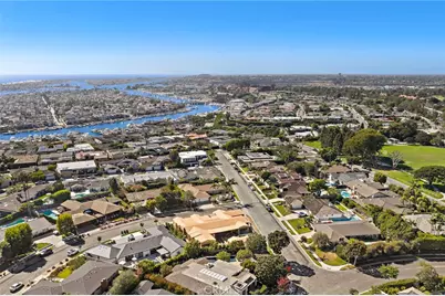 1900 Altura Drive, Newport Beach, CA 92625 - Photo 6