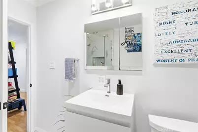 3716 Nipomo, Long Beach, CA 90808 - Photo 32