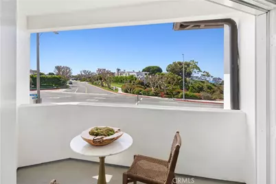 401 Seaward #6, Corona del Mar, CA 92625 - Photo 4