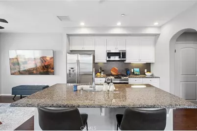521 S Kroeger, Anaheim, CA 92805 - Photo 8