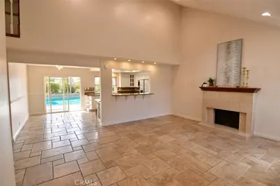 35 Lindberg, Irvine, CA 92620 - Photo 6