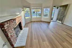 30500 Shenandoah Ct, Temecula, CA 92591 - Photo 2