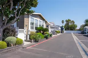 4411 Waimea, Huntington Beach, CA 92649 - Photo 2