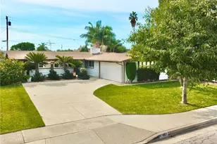 453 Princeton Dr, Costa Mesa, CA 92626 - Photo 2