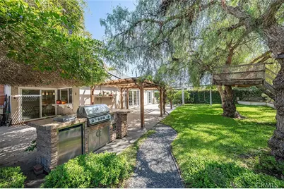 17221 Berlin Lane, Huntington Beach, CA 92649 - Photo 32