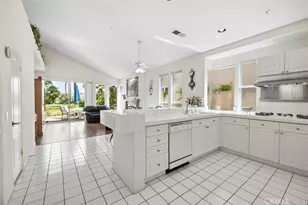 107 Arista, San Clemente, CA 92673 - Photo 10