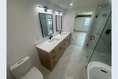 558 Vista Flora, Newport Beach, CA 92660 - Photo 60