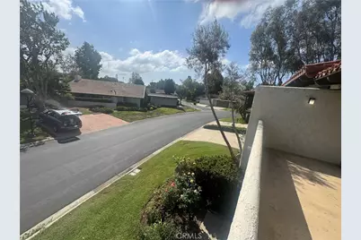 558 Vista Flora, Newport Beach, CA 92660 - Photo 42