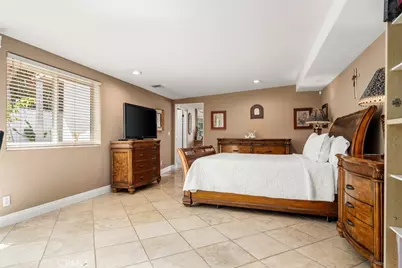 327 Santa Isabel, Newport Beach, CA 92660 - Photo 14