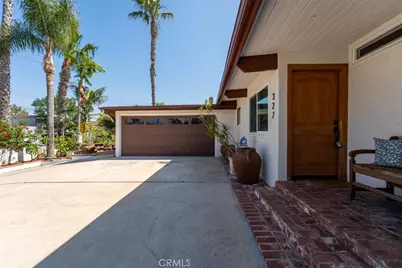 327 Santa Isabel, Newport Beach, CA 92660 - Photo 2