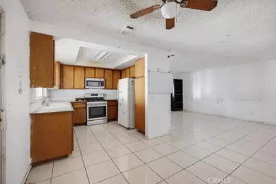 10017 Eddystone, Riverside, CA 92503 - Photo 4