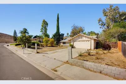 10017 Eddystone, Riverside, CA 92503 - Photo 2