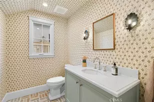 1517 Miramar Dr, Newport Beach, CA 92661 - Photo 20