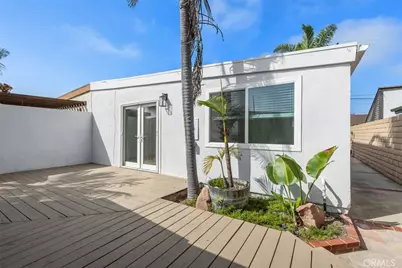 1916 Delaware, Huntington Beach, CA 92648 - Photo 20