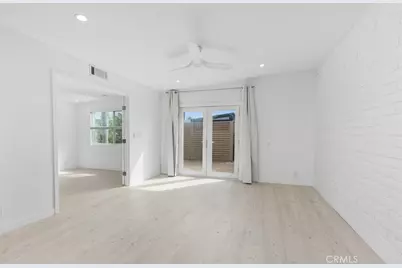 1916 Delaware, Huntington Beach, CA 92648 - Photo 8