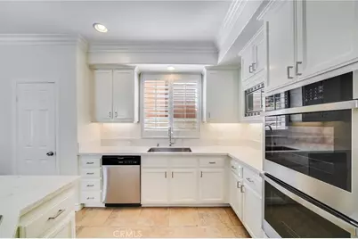 7124 Forest Glen Drive, Huntington Beach, CA 92648 - Photo 12