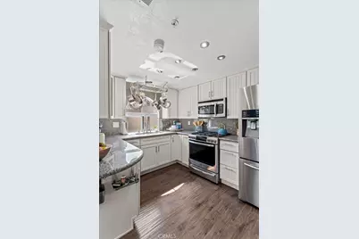 8310 Atlanta #205, Huntington Beach, CA 92646 - Photo 20