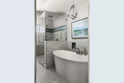 360 Villanova Road, Costa Mesa, CA 92626 - Photo 12