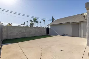 8232 Indianapolis, Huntington Beach, CA 92646 - Photo 24