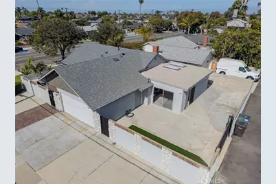 8232 Indianapolis, Huntington Beach, CA 92646 - Photo 2