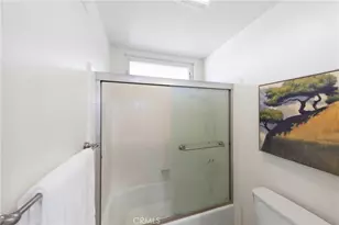 2 Vienna, Newport Beach, CA 92660 - Photo 40