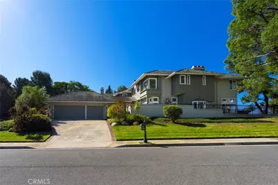 2 Vienna, Newport Beach, CA 92660 - Photo 38