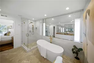 2 Vienna, Newport Beach, CA 92660 - Photo 28