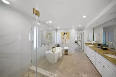 2 Vienna, Newport Beach, CA 92660 - Photo 14