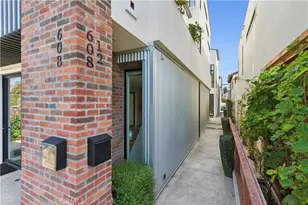 608 1/2 Orchid, Corona del Mar, CA 92625 - Photo 2