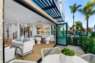 117 E Bay, Newport Beach, CA 92661 - Photo 10
