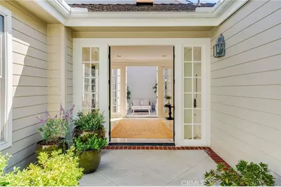 34 Hillsdale, Newport Beach, CA 92660 - Photo 4