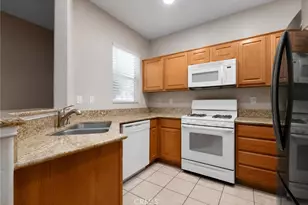 26408 Arboretum, Murrieta, CA 92563 - Photo 10