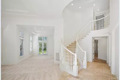 17 Colonial Drive, Newport Beach, CA 92660 - Photo 4