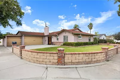986 Post, Costa Mesa, CA 92626 - Photo 2