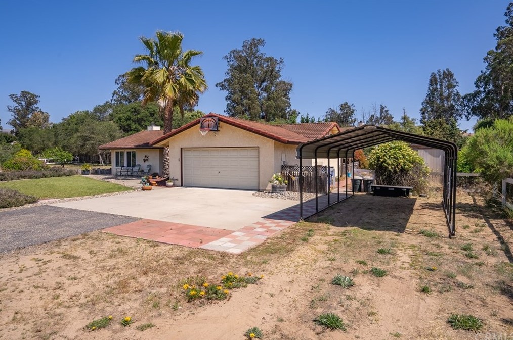 745 Monarch Ln, Nipomo, CA 93444