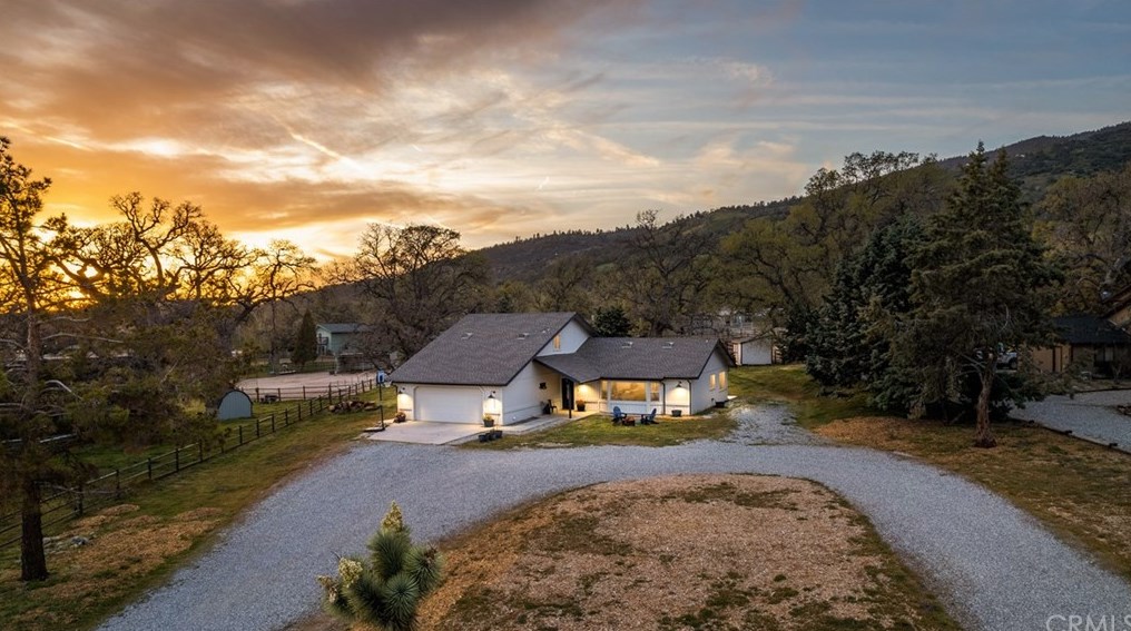 28081 Black Gold Way, Tehachapi, CA 93561-8329