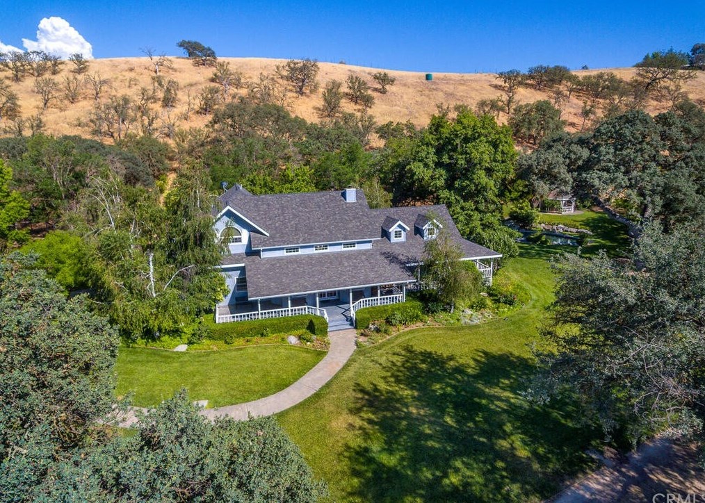 1610 Thistle Way, Lake Nacimiento, CA 93446