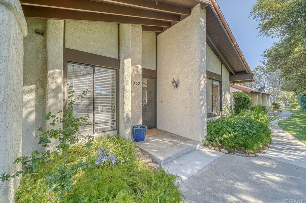 3952 Mesa Circle Dr, Lompoc, CA 93436-1479