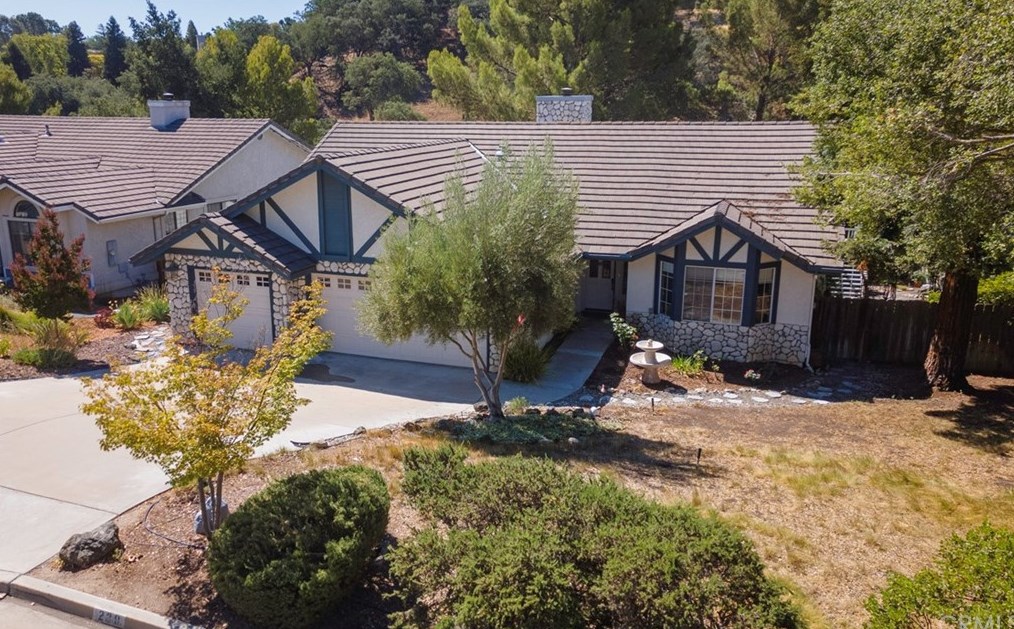 230 Via Promesa, Lake Nacimiento, CA 93446