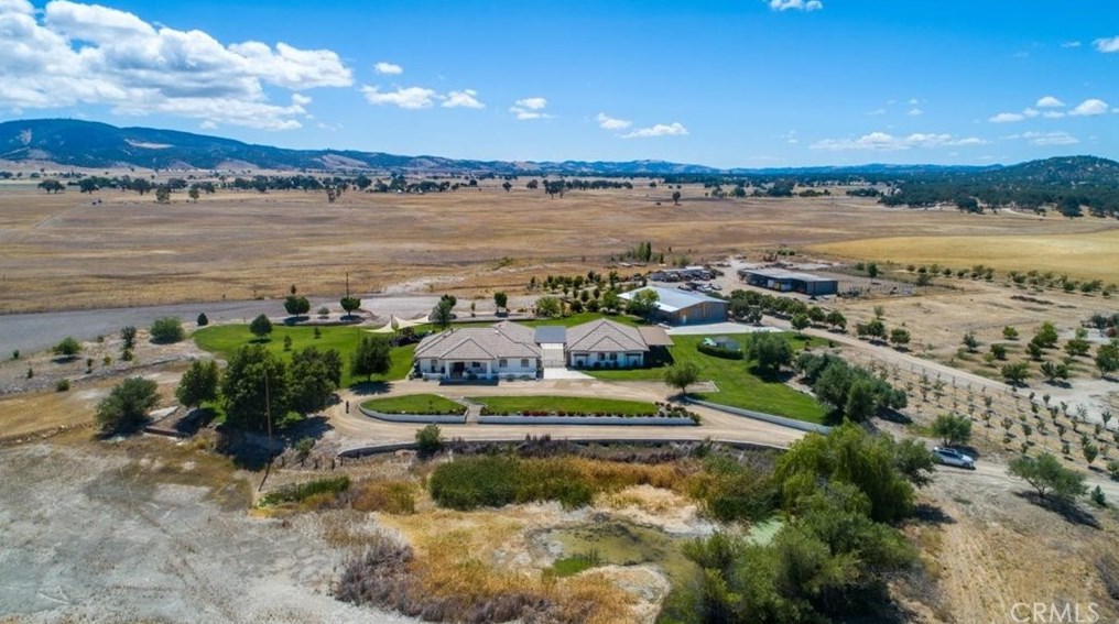 67943 Jolon Rd, Lockwood, CA 93932