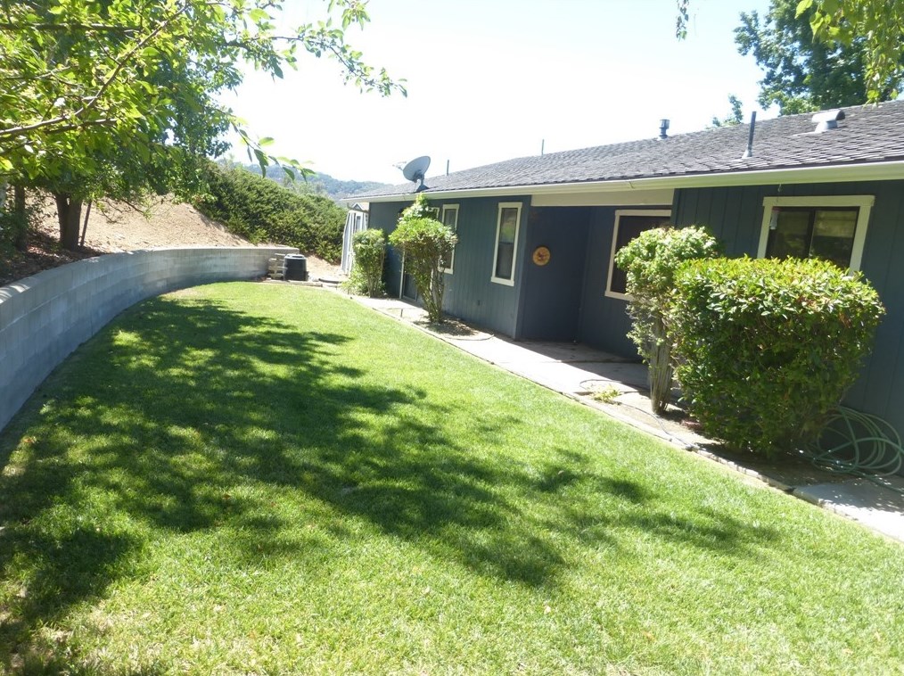 8014 Santa Rosa Rd, Atascadero, CA 93422-4941