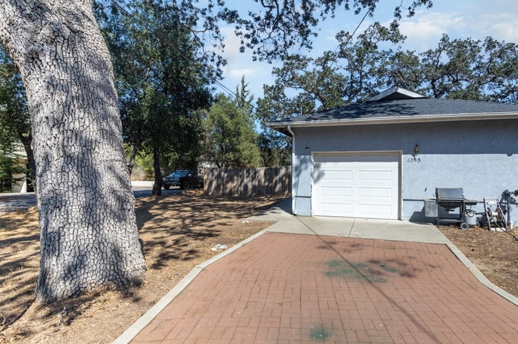6345 Marchant Ave, Atascadero, CA 93422-5127