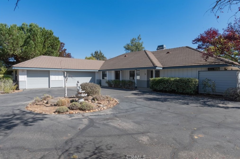1305 Bennett Way, Templeton, CA 93465