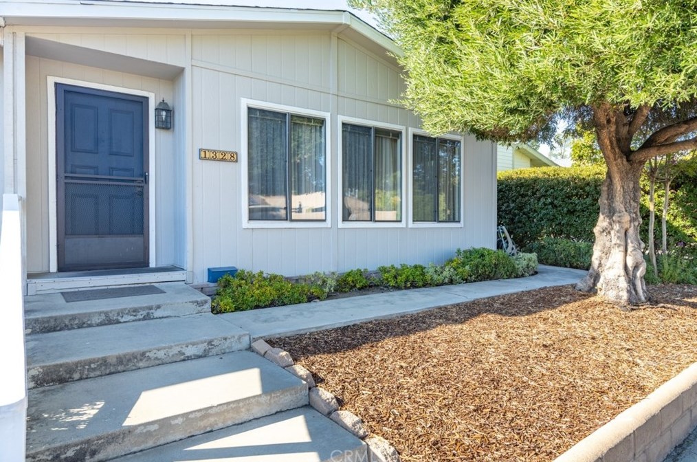 1328 Teal Ave, Lake Nacimiento, CA 93446