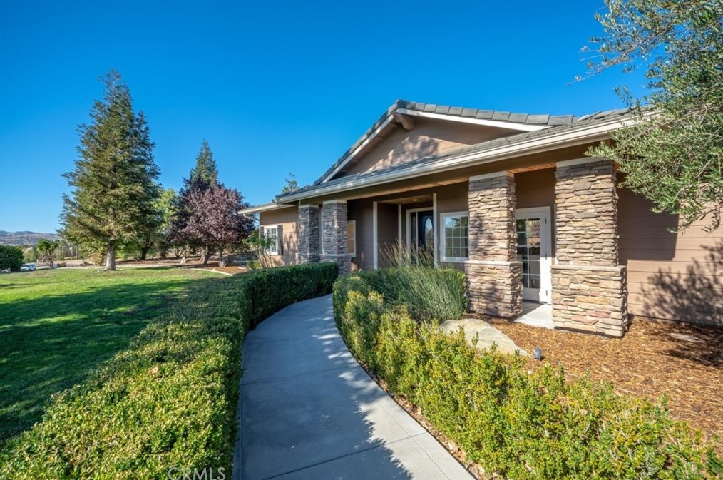 2440 Laguna Del Campo, Templeton, CA 93465