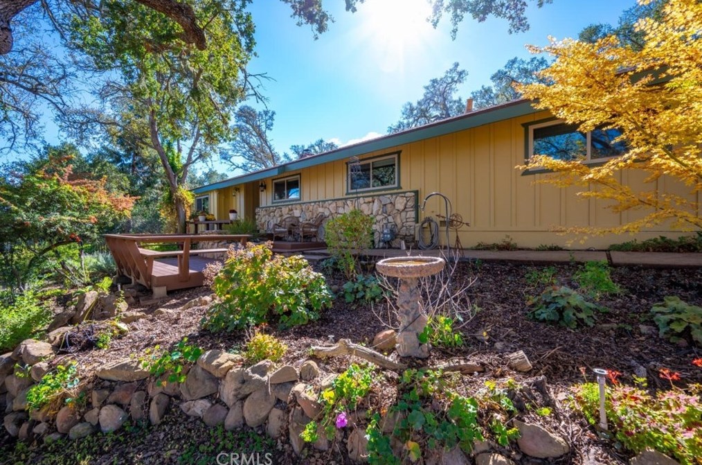 8707 Casitas Rd, Atascadero, CA 93422-2123