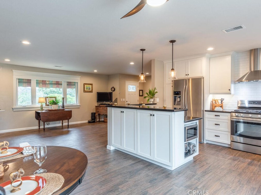 4125 Tranquilla Ave, Atascadero CA  93422-2849 exterior