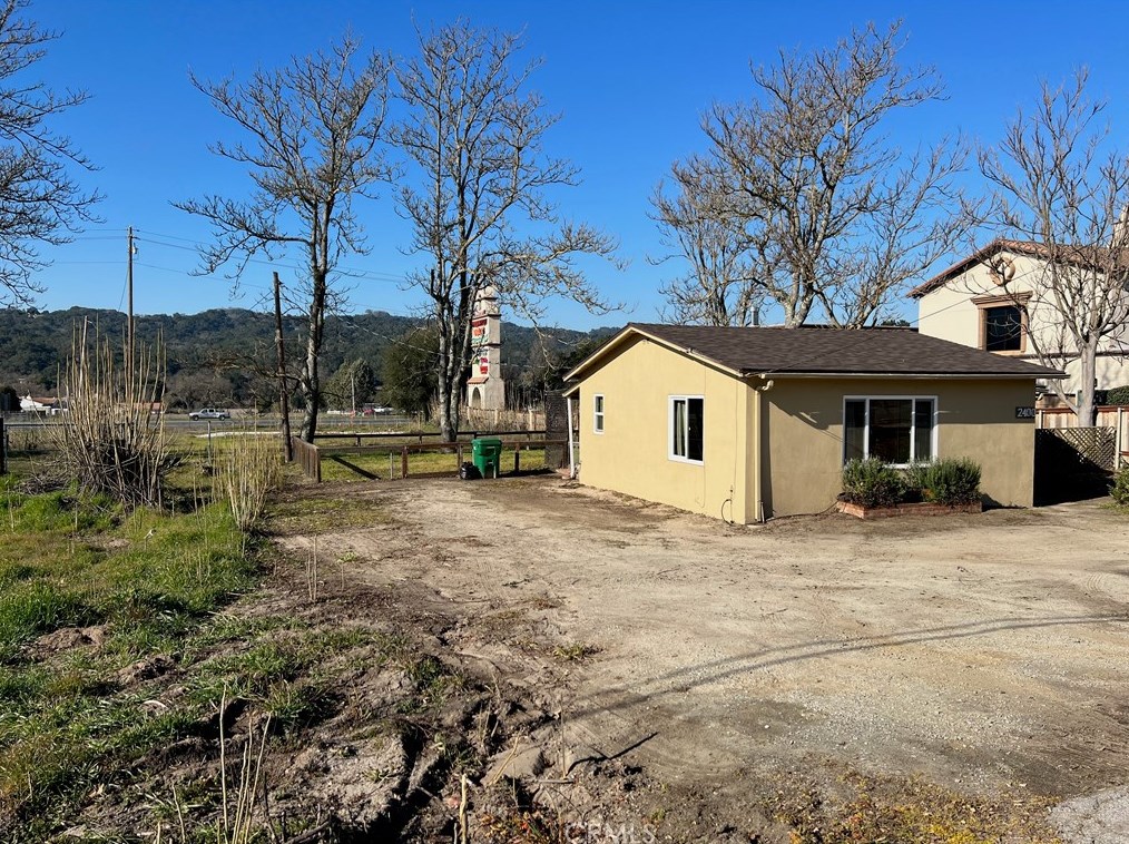 2400 El Camino Real, Atascadero, CA 93422-1522